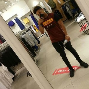 Meet your Posher, Mark